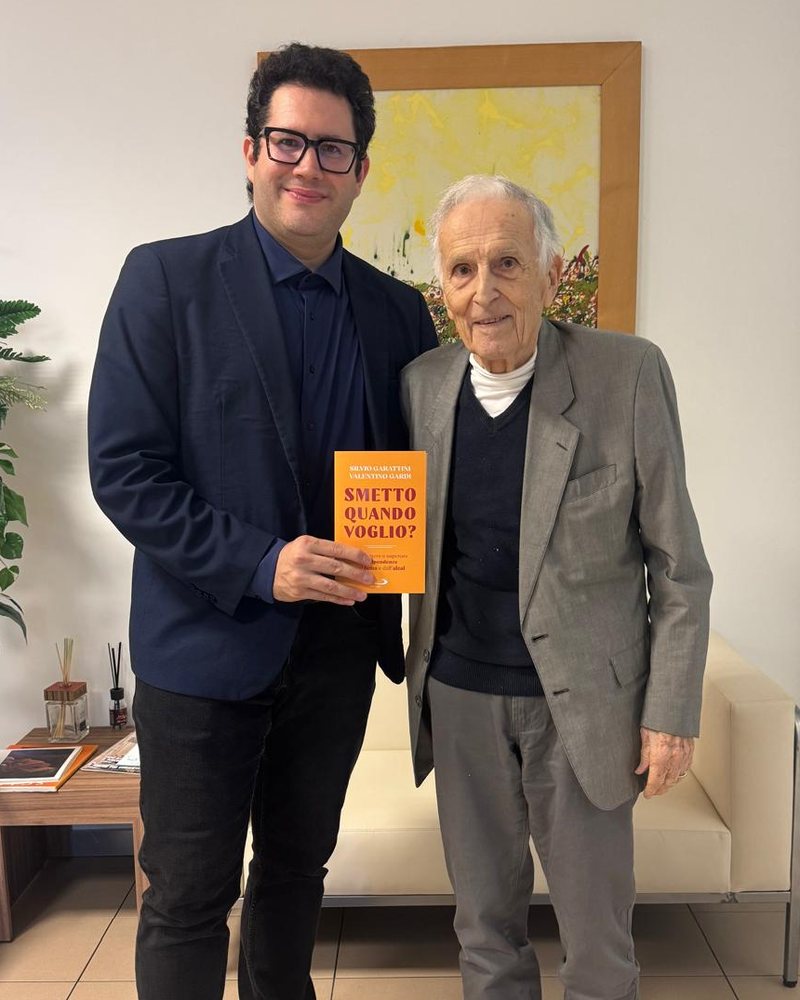 Valentino Gardi e Silvio Garattini con il libro «Smetto quando voglio?»